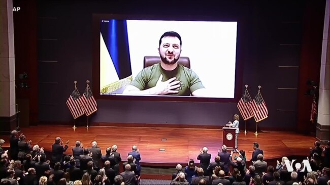 کاردانەوەی ئەندامانی کۆنگرێس لە بەرامبەر وتارەکەی سەرۆکی ئۆکرانیا لە کۆنگرێسی ئەمەریکا