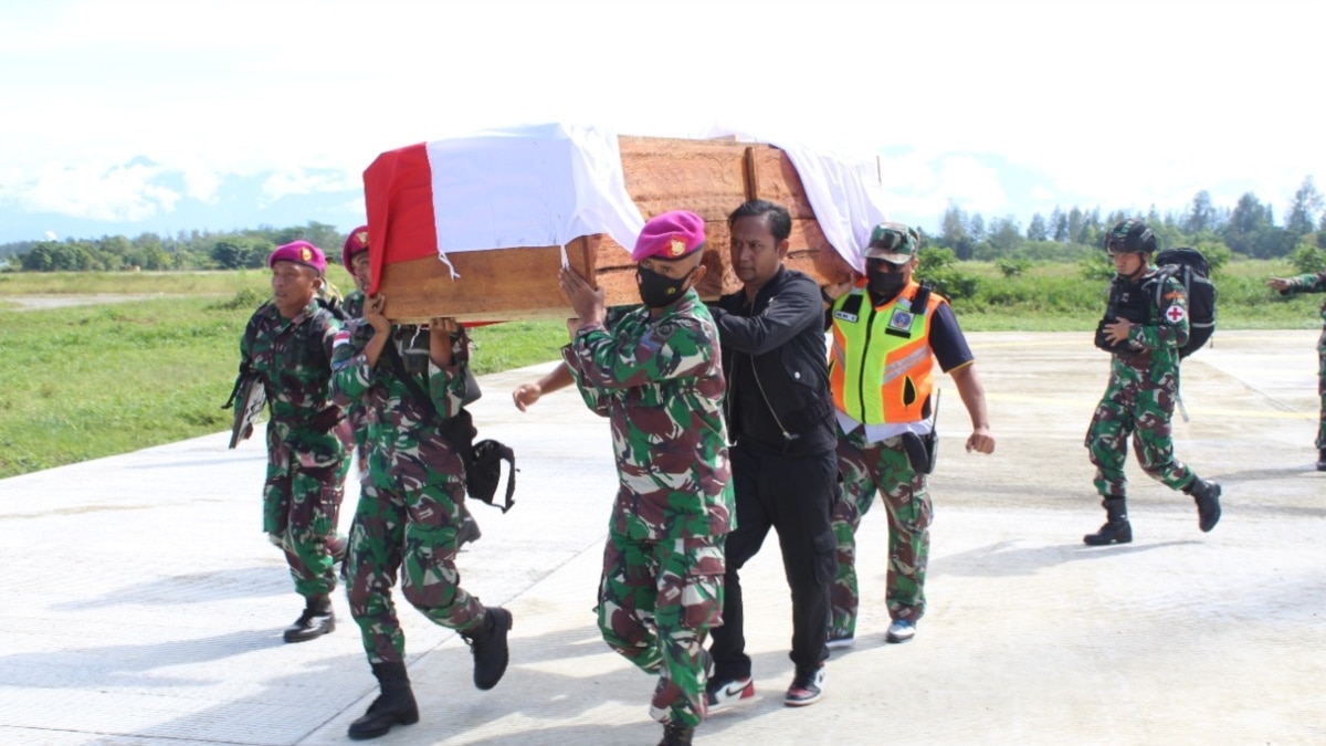 Lagi Kkb Serang Pos Marinir Tni 2 Prajurit Gugur 8 Luka