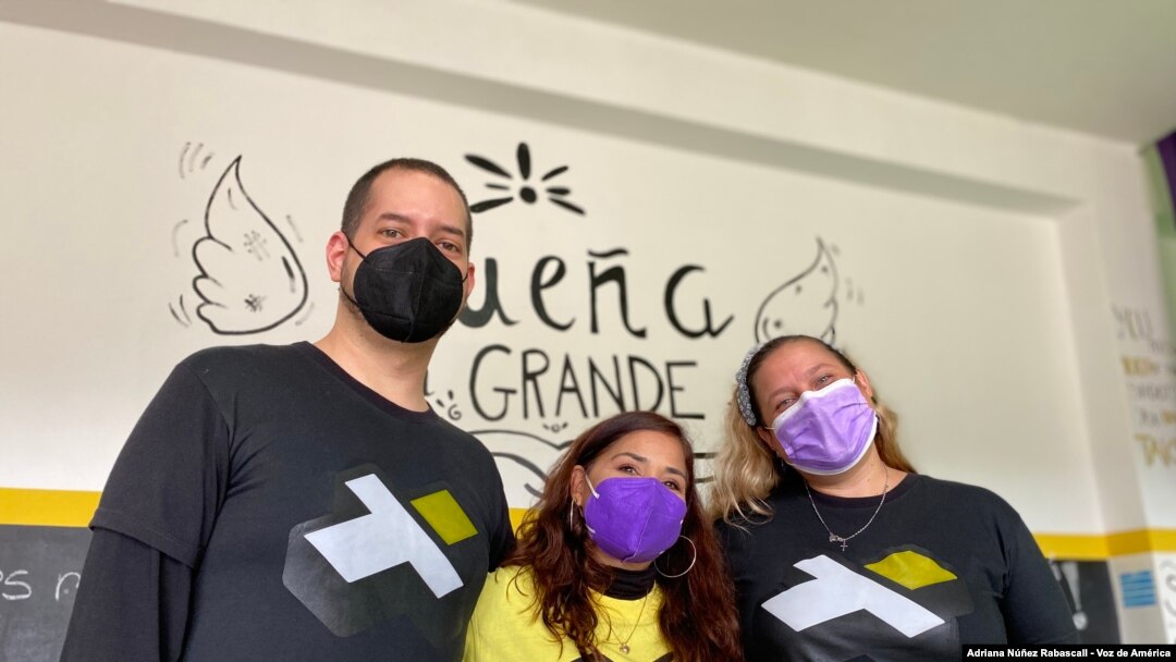 El equipo de Trix&Trax. De izquierda a derecha: Marco Cavazza, Lissette Rojas y Helga Handt