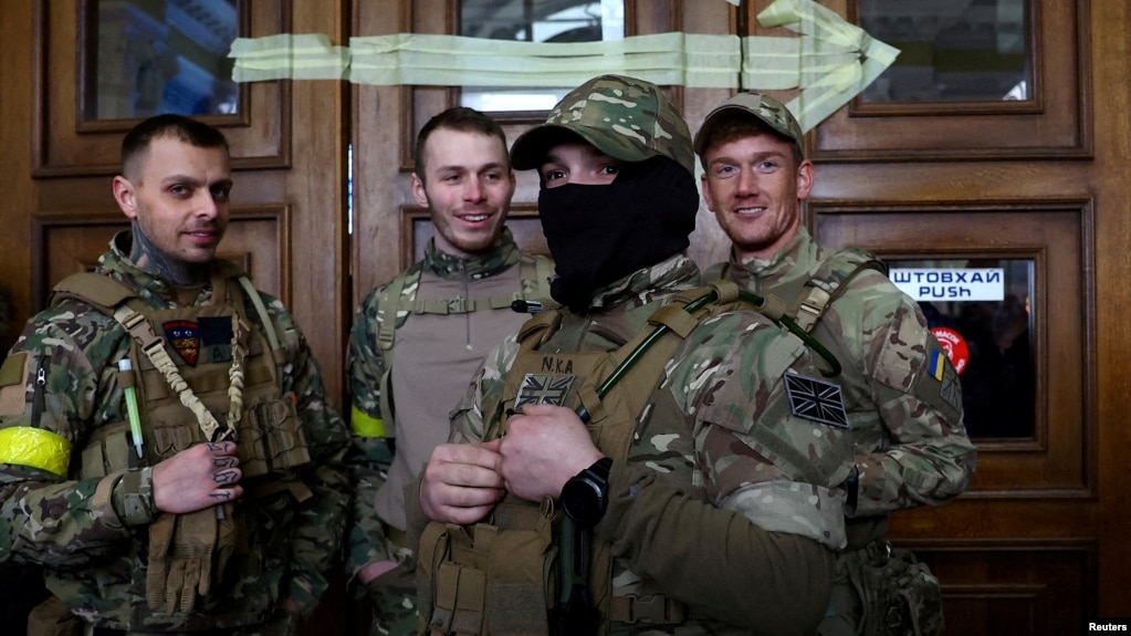 Foreigners Fighting for Ukraine Elicit Scorn, Ambivalence, Support From Governments  