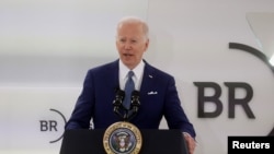 조 바이든 미국 대통령이 21일 워싱턴 D.C.에서 열린 '비즈니스 라운드 테이블' 행사에서 주요 기업 대표들에게 연설하고 있다. 
