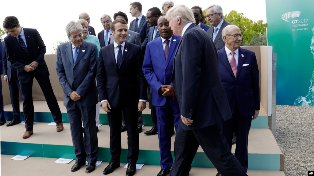 Tổng thống Trump và các lãnh đạo G7 tại thị trấn Taormina, Siciliy, Italy, 27/5/2017