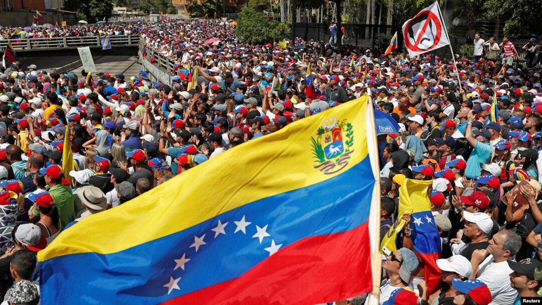 Biểu tình chống tổng thống Maduro tại Caracas, Venezuela.
