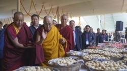 ཚེ་དབང་བསྐུར་ནས་གསུང་ཆོས་མཇུག་སྒྲིལ།