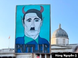 Một trong các bức biếm họa gọi Putin là Putler, sự lai tạo giữa Putin và Hitler.
