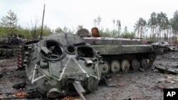 Российский танк, уничтоженный под Киевом. Апрель 2022 года.