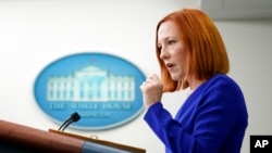 Sekretaris pers Gedung Putih Jen Psaki berbicara dalam konferensi pers di Gedung Putih, Washington, pada 1 April 2022. (Foto: AP/Patrick Semansky)