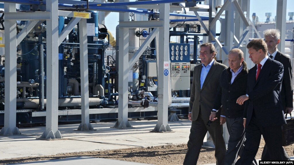 Tổng thống Nga Vladimir Putin và CEO của tập đoàn Gazprom Alexei Miller.