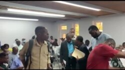 Kèk lidè politik sipòte manifestasyon k ap dewoule kont ensekirite madi 29 mas. Renan Toussaint