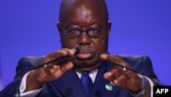 Le président Nana Akufo-Addo a annoncé les mesures au cours d'un discours diffusé dimanche soir à la télévision.