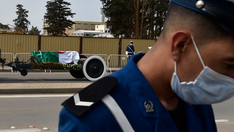 Un pilote tué dans le crash d'un avion militaire algérien