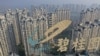 欠債的房地產開發商碧桂園在香港暫停交易