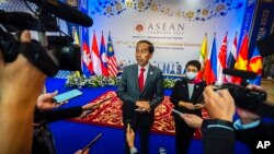 Indonesia's President Joko Widodo speaks to the media during ASEAN summit in Phnom Penh, Cambodia, Friday, Nov. 11, 2022.