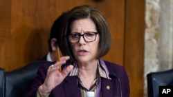 Победата на сенаторката Кетрин Кортес во Невада им даде на демократите 50 места што им беа потребни за да го задржат Сенатот