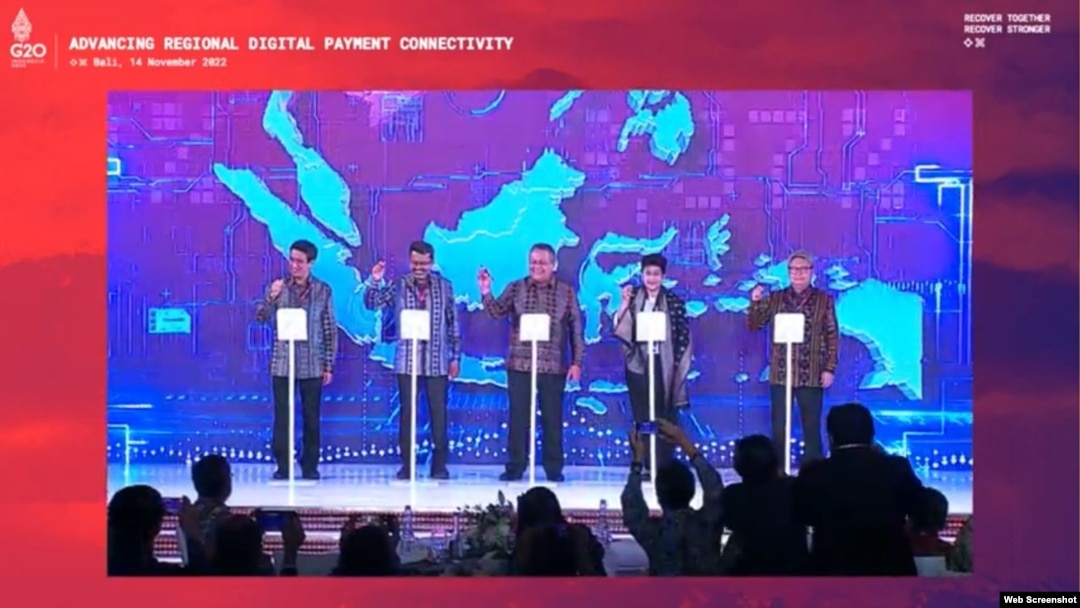 Kelima Gubernur Bank Sentral di kawasan ASEAN resmi menandatangani sistem pembayaran digital lintas lima negara ASEAN di Bali, Senin (14/11) (screenshoot )