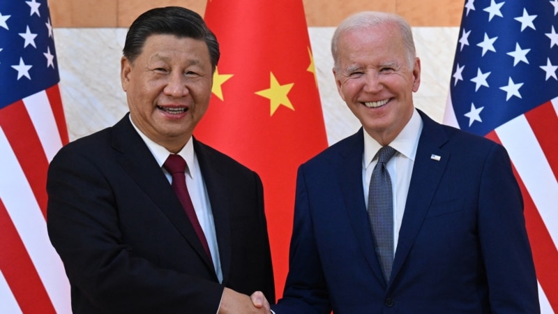 Joe Biden et Xi Jinping tentent d'apaiser les tensions entre Washington et Pékin