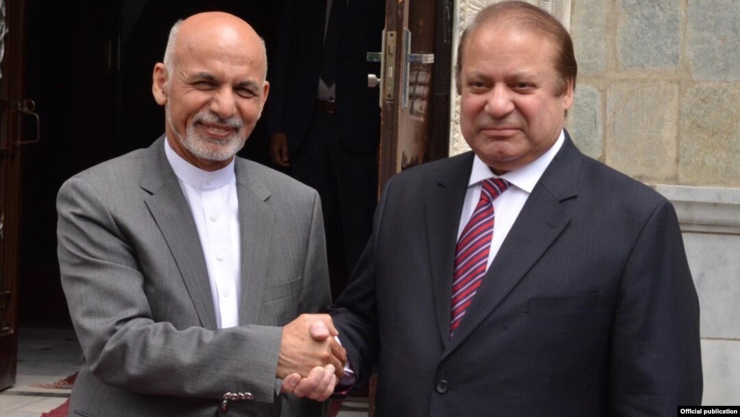 وزیراعظم نواز شریف اور افغان صدر اشرف غنی (فائل فوٹو)