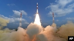 This photograph released by Indian Space Research Organization shows its polar satellite launch vehicle lifting off from a launch pad at the Satish Dhawan Space Centre in Sriharikota, India, Feb.15, 2017.