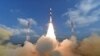 India Luncurkan Roket dengan Jumlah Rekor 104 Satelit
