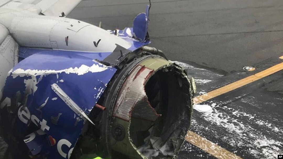 El motor de un Boeing 737 de Southwest explotó en pleno vuelo y obligó a un aterrizaje de emergencia en Filadelfia.