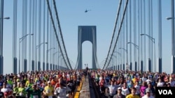 Corredores de todas partes del mundo participan de la Maratón en Nueva York. En 2012 se canceló esta competencia.