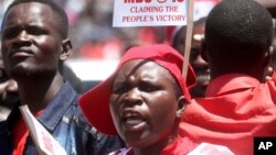 Supporters of MDC Leader Nelson Chamisa 