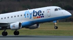 资料照：英国航空公司弗莱比（Flybe）在曼彻斯特机场起飞。（2020年1月13日）