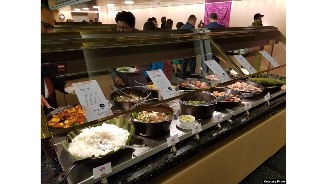 Chef Ragil hidangkan kuliner nusantara di Washington, D.C. (Dok: VOA)