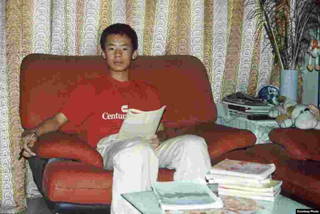 Young Wang Xiyue studies at home in Beijing, China.