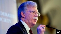 El asesor de seguridad nacional de EE.UU., John Bolton, habló en una reunión de Federalist Society en Washington el lunes, 10 de septiembre de 2018.