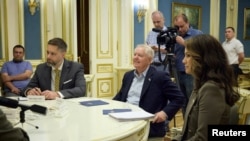 Senator Lindsey Graham (u sredini) tokom sastanka sa Zelenskim, 26. maj 2023.