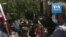 Manifestation contre le confinement à Los Angeles