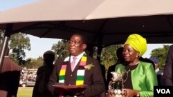 Mutungamiri wenyika VaEmmerson Mnangagwa negurukota rezvemaindustry Doctor Sekai Nzenza