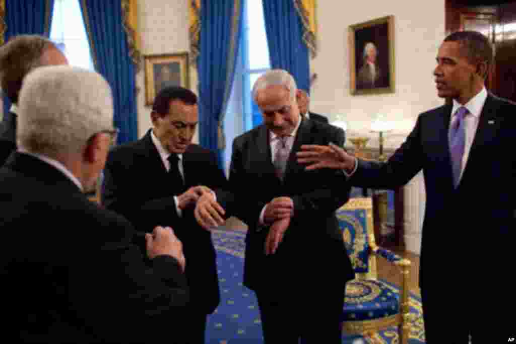 工作晚宴之前(9月1日)