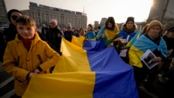 Sɛgɛsɛgɛli San kelen Irisi-Ukraine balawu kan- Mohamed Toure ye a bolo da dɔnnikɛla dɔ kan min bɛ kuma Irisi ni Ukraine fitine kan.