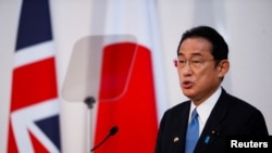 El primer ministro japonés, Fumio Kishida, pronuncia un discurso en el Guildhall de Londres, el 5 de mayo de 2022.