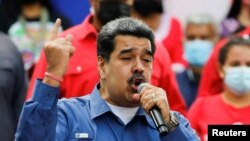 El presidente de Venezuela, Nicolás Maduro, pronuncia un discurso el 12 de abril de 2022.