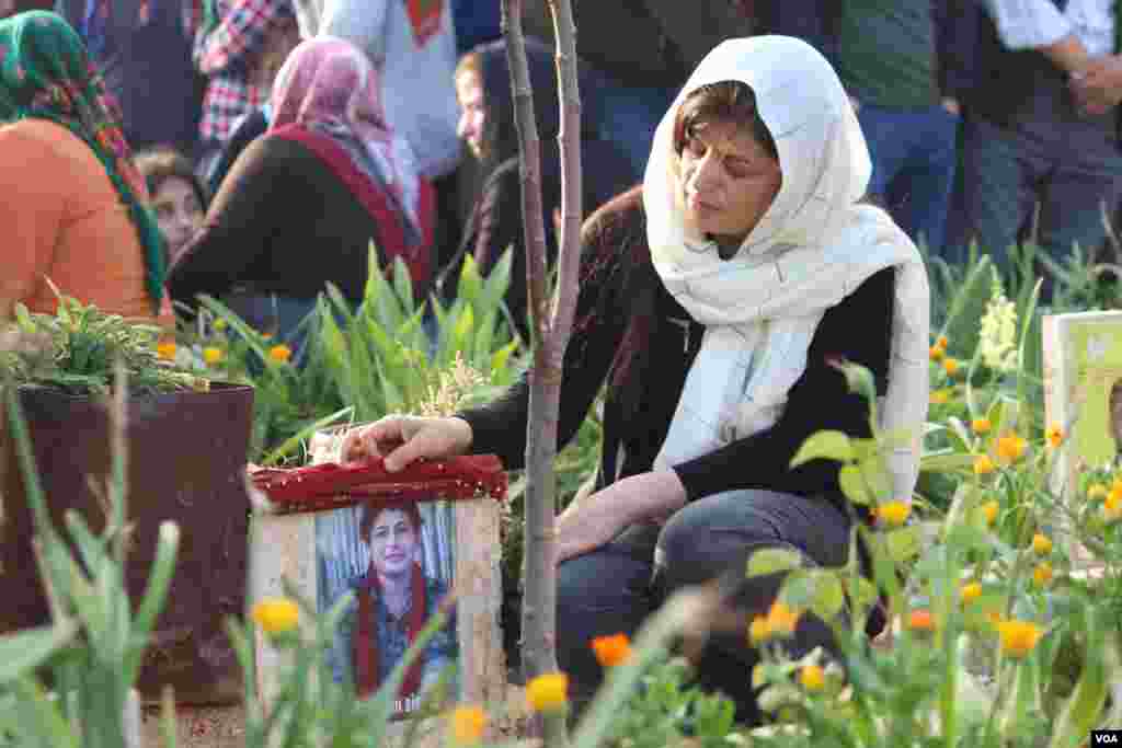 Efr&#238;n&#238;y&#234;n Derbider Serdana Cangor&#238;yan Kirin