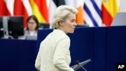 Урсула фон дер Ляєн у Європейському парламенті в Страсбурзі у Франції 4 травня 2022 р.