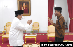 Menteri Pertahanan Prabowo Subianto silaturahmi ke Presiden Jokowi pada Senin (2/5) siang. (Foto: Setpres)