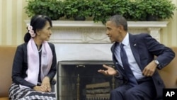 Aung San Suu Kyi dan Presiden AS, Barack Obama di Gedung Putih, Washington DC (19/9).