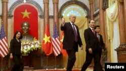 Tổng thống Mỹ Donald Trump và Chủ tịch nước Việt Nam Trần Đại Quang.