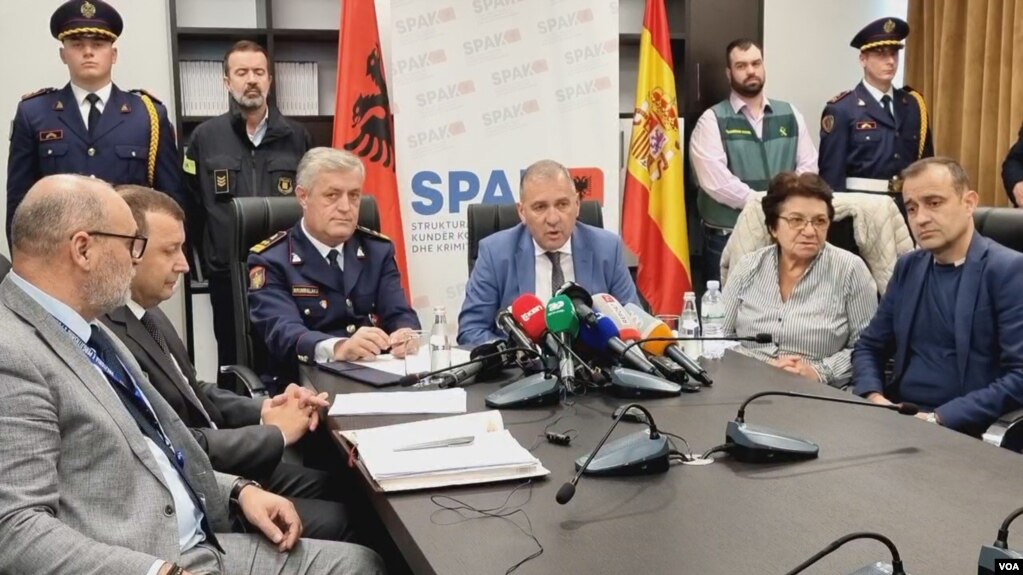 Tiranë, Prokuroria e Posaçme konferencë me Policinë e Shtetit dhe autoritetet spanjolle për operacionin ndërkombëtar 