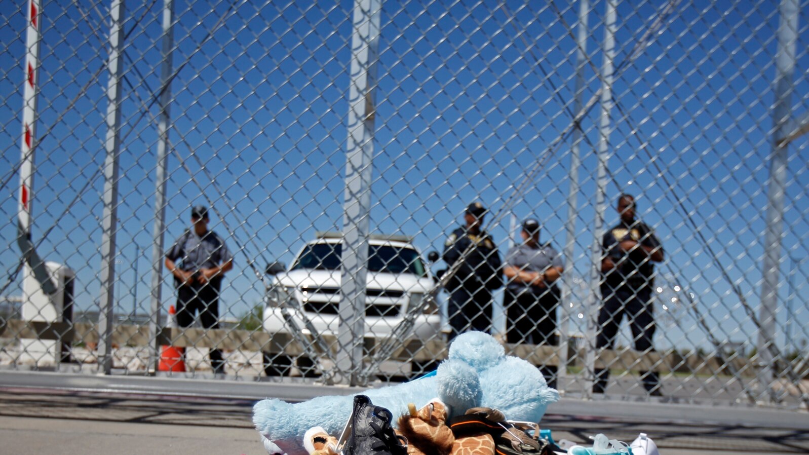 Cantidad de inmigrantes mexicanos en EE.UU. disminuye ilegalmente