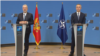 Crnogorski premijer Zdravko Krivokapić na konferenciji za novinara sa generalnim sekretarom NATO-a Jensom Stoltenbergom u Briselu (Foto: NATO, rtcg.me)