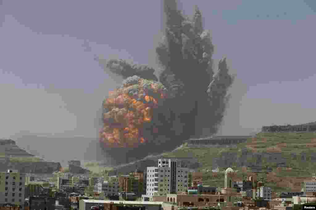 An explosion caused by an airstrike on a weapon depot on a mountain overlooking Yemen&#39;s capital Sana&#39;a &nbsp;