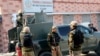 دستکم ۱۰ نفر در حمله ستیزه‌جویان به نیروهای امنیتی در پاکستان کشته شدند