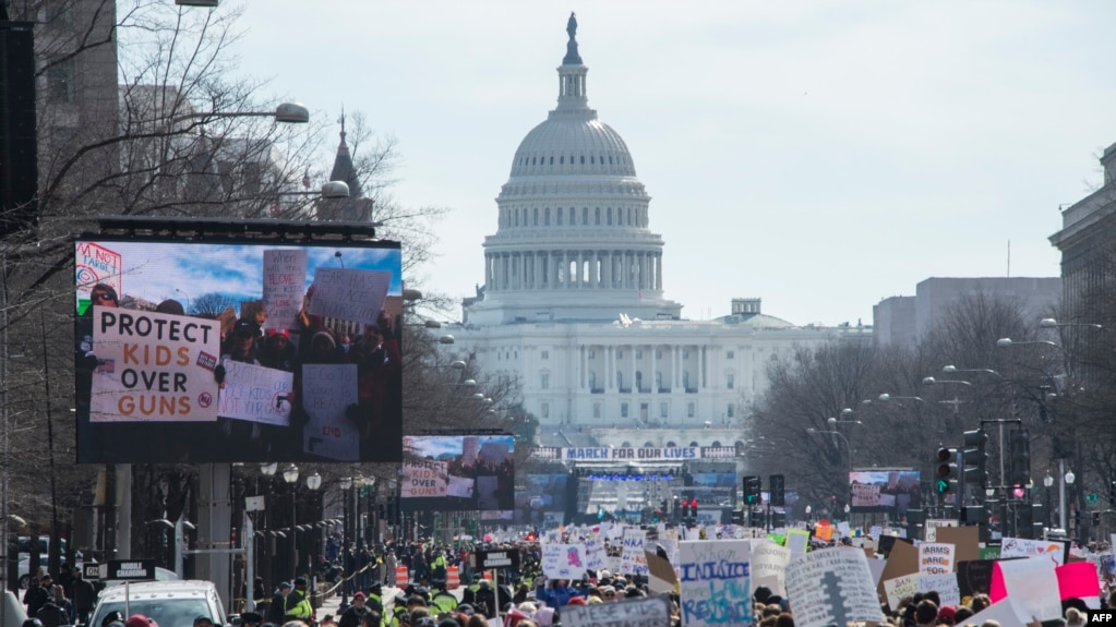 Người biểu tình tham gia cuộc tập hợp "March for Our Lives" ở Washington, ngày 24 tháng 3, 2018.