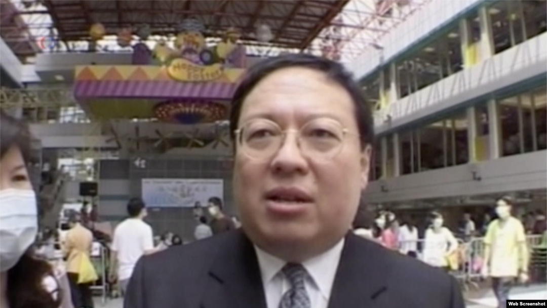 香港中华能源基金委员会秘书长何志平（视频截图）