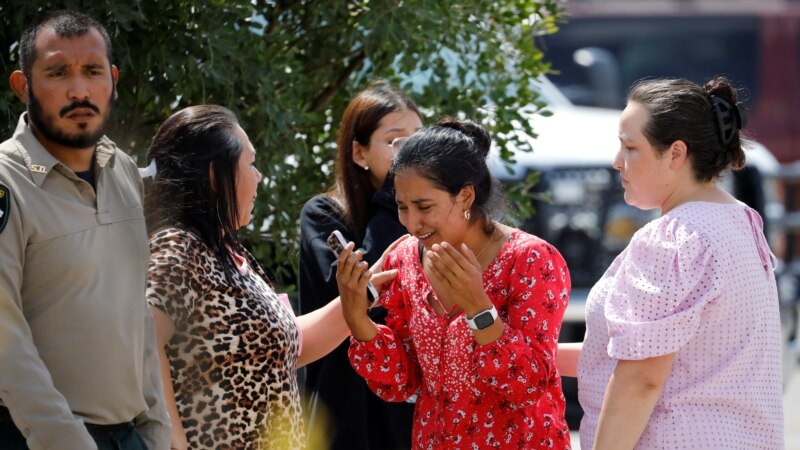 Gunman Kills at Least 14 Students, 1 Teacher at Texas Elementary School